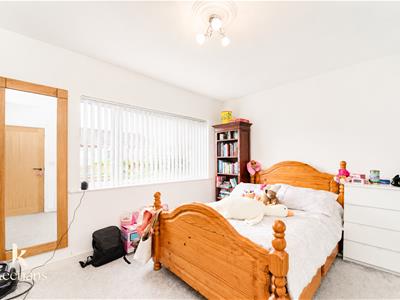 Picture 18